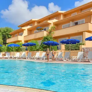 *** Aparthotel Le Onde Italy