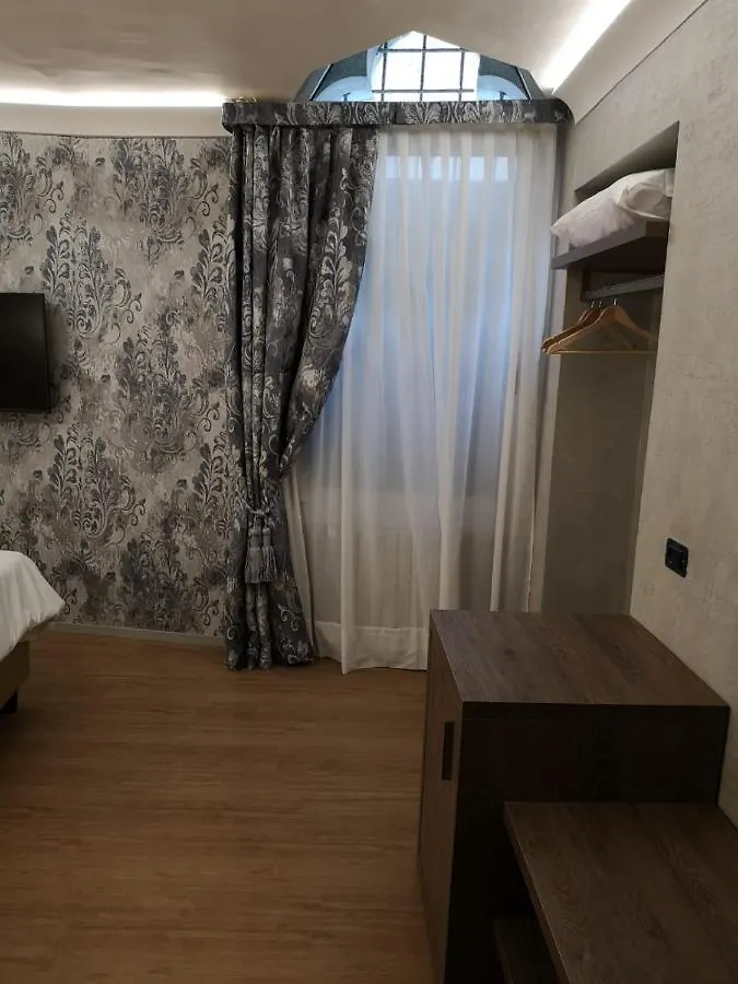 Locanda Cavanella Venise 2*,  Italie